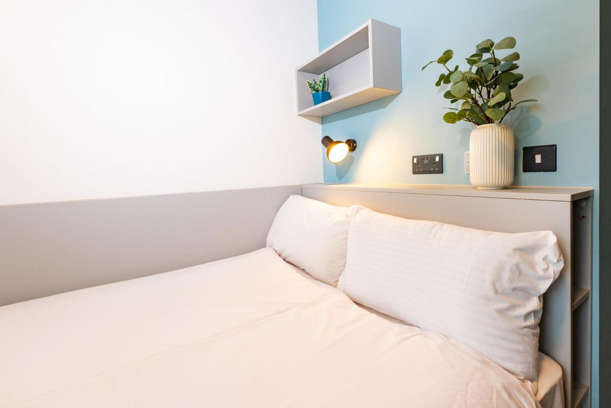 Aparto The Loom Apartment